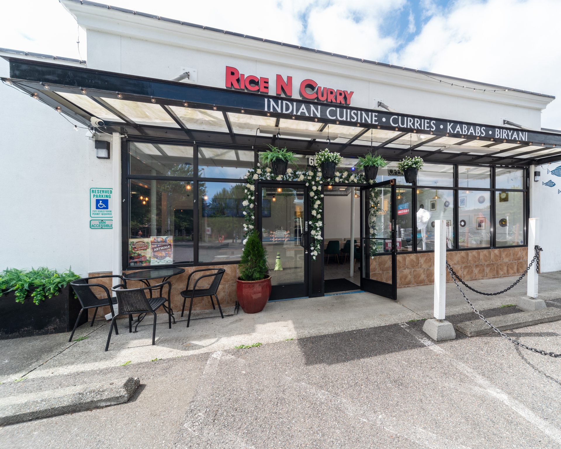 Renton's Hidden Gem, Noticed
