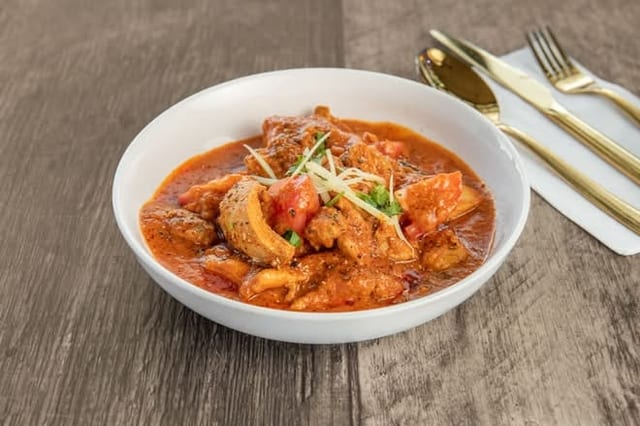 Chicken Karahi Tray.